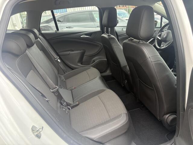 Opel ASTRA Sports Tourer 1.0 Innovation
