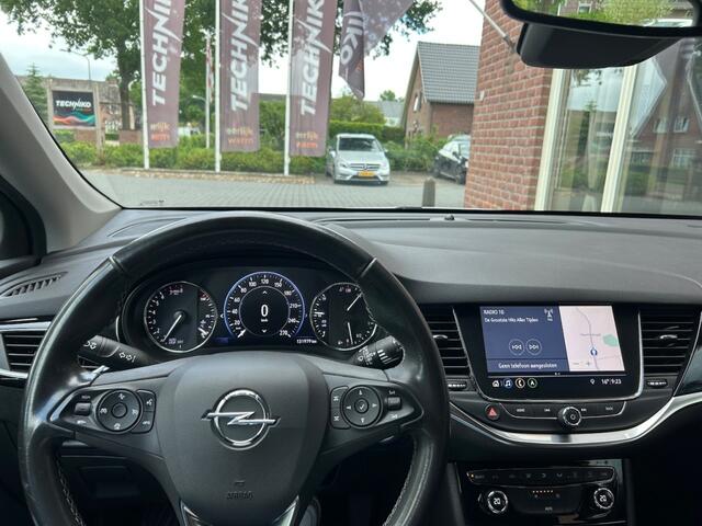 Opel ASTRA 1.2 Bns Elegance CAMERA/ 2X PDC / KEYLESS / NAVI / LED / CLIMA /