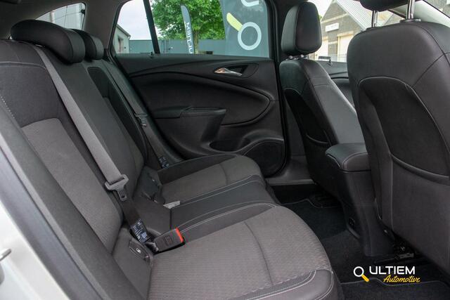 Opel ASTRA Sports Tourer 1.0 Innovation 2016 | CARPLAY*NAP