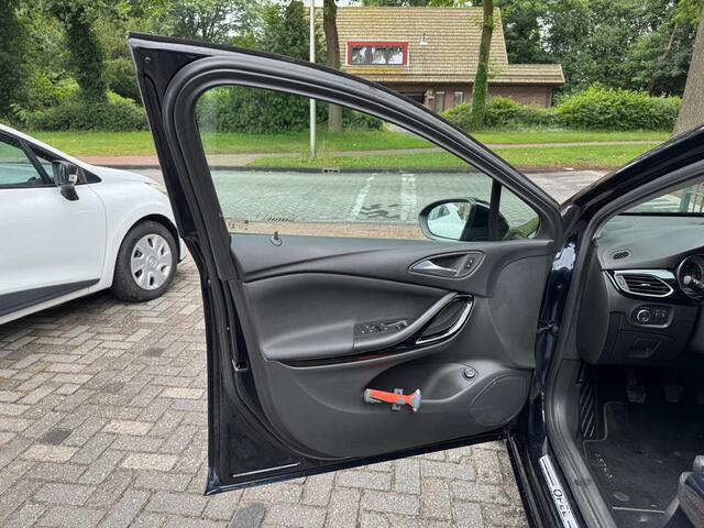 Opel ASTRA Sports Tourer 1.0 Turbo Business Executive
