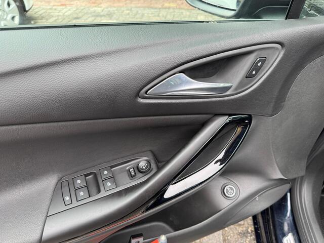 Opel ASTRA Sports Tourer 1.0 Turbo Business Executive