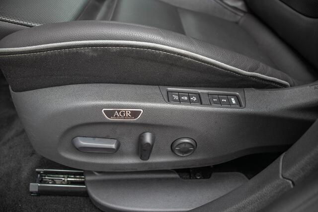 Opel ASTRA 1.4 Turbo Innovation, Origineel NL, Schuifdak, Leder, Matrix LED, Stoelkoeling, Adaptive Cruise, Memory, Camera.