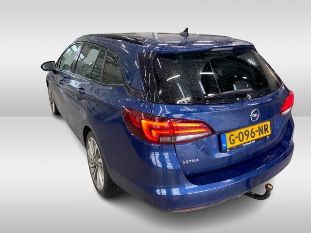 Opel ASTRA Sports Tourer 1.2 Launch Edition / Trekhaak / Camera / Navigatie / 18'' / Leder&Alcantara / LED Koplampen / Bose Audio / Stuur+Stoelverwarming / DAB / Cruise Control