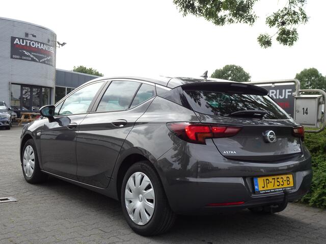 Opel ASTRA 1.0 Business+