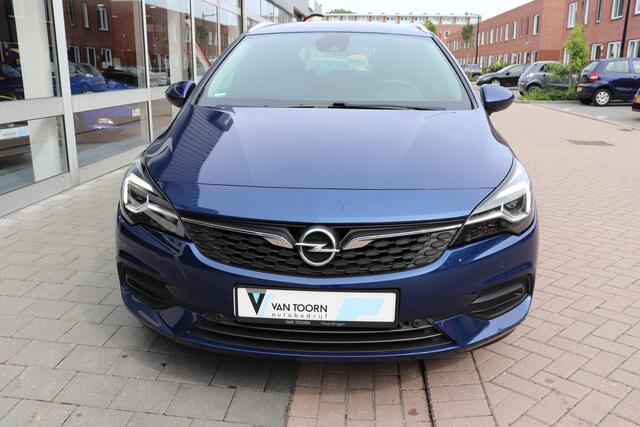 Opel ASTRA Sports Tourer 1.4 Elegance automaat. 146pk, Navigatie.