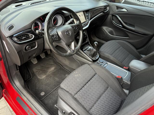 Opel ASTRA Sports Tourer 1.4 Innovation 150pk | Intellilux | Camera | Trekhaak | Stoel/stuurverwarming | Carplay | Navi