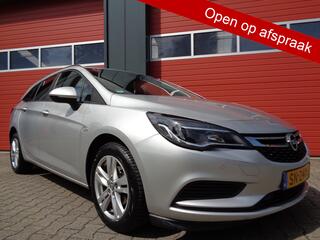 opel-astra-sports-tourer-,camera,na