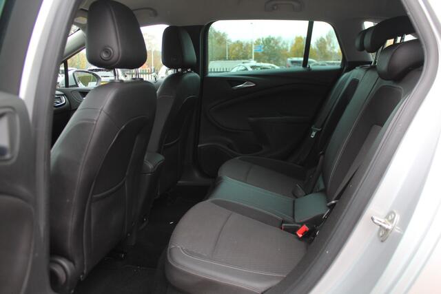 Opel ASTRA 1.4 Innovation / Trekhaak / Schuifdak / Camera / Ambiance / 17'' / Keyless / Apple CarPlay / DAB / Cruise Control