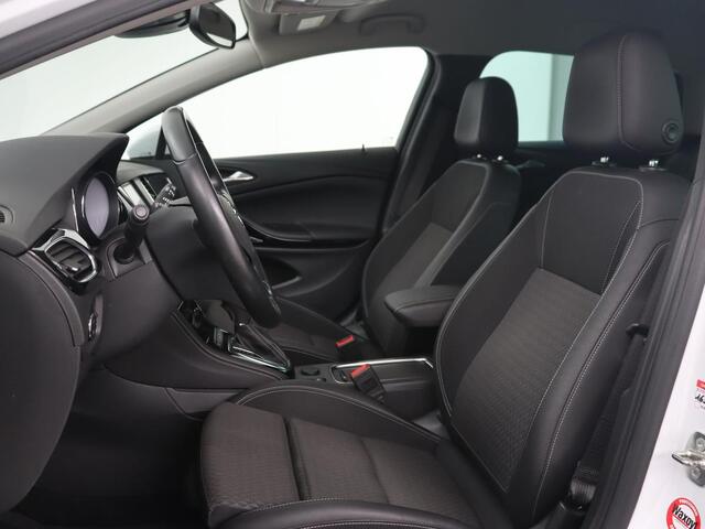 Opel ASTRA 1.4 Turbo Innovation | Automaat | Carplay | Matrix LED | Camera | Trekhaak | Comfortstoelen | Climate control | Keyless | Cruise control | Parkeerhulp