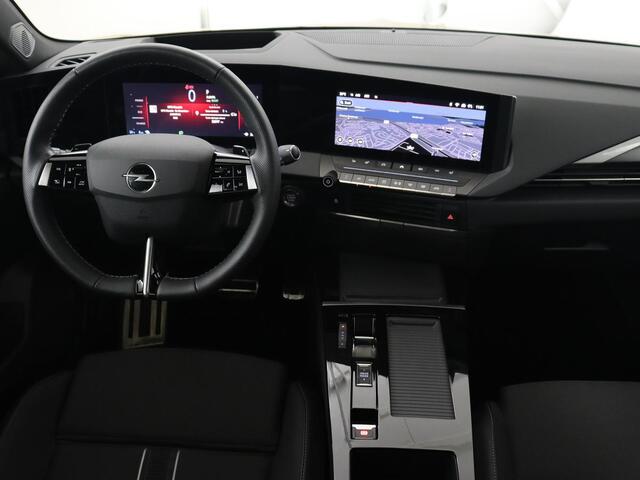Opel ASTRA 1.6 Turbo Plug In Hybrid Ultimate | Panoramadak | Head-Up | 360 Camera | Stoel & stuurverwarming | Carplay | Adaptive cruise | AG Stoel | Carplay | 18'' lichtmetalen velgen | PHEV