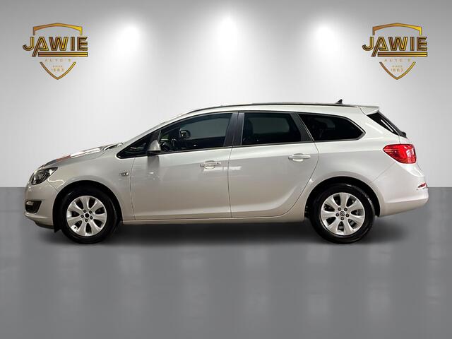 Opel ASTRA Sports Tourer 1.4 turbo cosmo