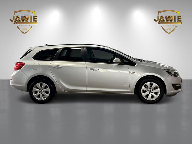 Opel ASTRA Sports Tourer 1.4 turbo cosmo