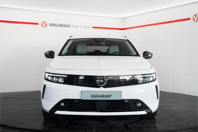 Opel ASTRA Sports Tourer 1.6 Turbo Plug In Hybrid Edition Trekhaak Camera