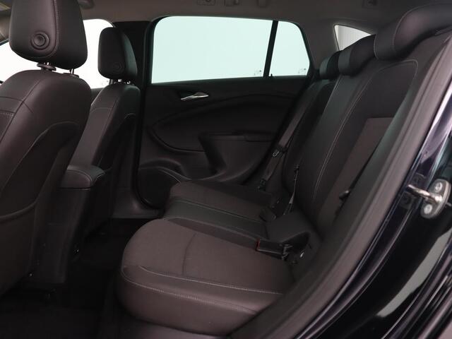Opel ASTRA Sports Tourer 1.4 Innovation | Schuifdak | Trekhaak | Camera | Navigatie | Carplay | Climate control | Keyless | PDC | Cruise control