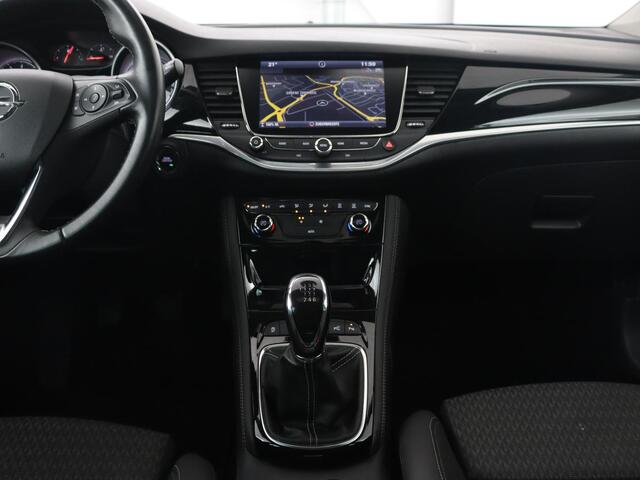 Opel ASTRA Sports Tourer 1.4 Innovation | Schuifdak | Trekhaak | Camera | Navigatie | Carplay | Climate control | Keyless | PDC | Cruise control