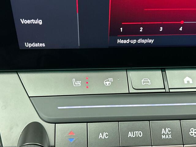 Opel ASTRA Sports Tourer 1.2 Ultimate Automaat | Panorama schuif/kanteldak | Apple Carplay / Andoid Auto | Leder | Navigatie | Stoel/stuur verwarming | 360 camera | LED |