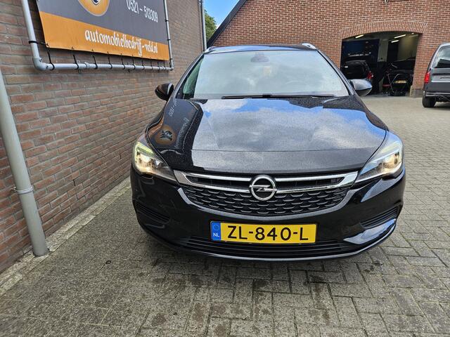Opel ASTRA Sports Tourer 1.4 Turbo 120 Jaar Edition