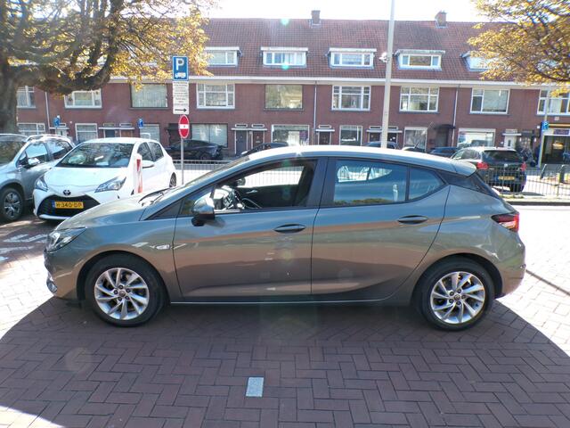 Opel ASTRA 1.2 Edition CAMERA NAVI TELEFOON CRUISECONTOL NAP......