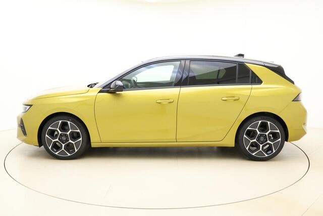Opel ASTRA 1.2 Turbo GS 130 PK Automaat | DEMO | Navigatie | Camera | 18" Lichtmetaen velgen | Camera | Panoramadak | Zwart dak