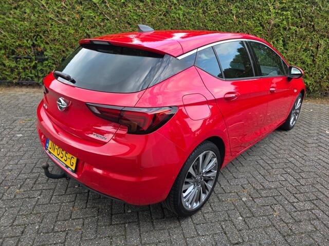 Opel ASTRA Uniek! 1.4 stoelmassage stoelverw./koeling xenon