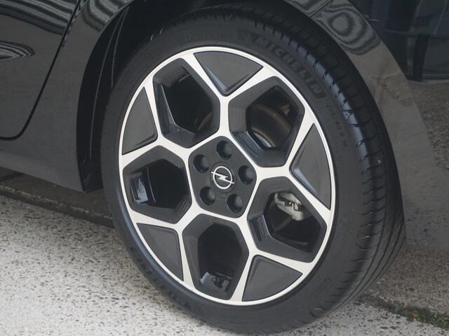 Opel ASTRA 1.2 Turbo Hybrid Ultimate