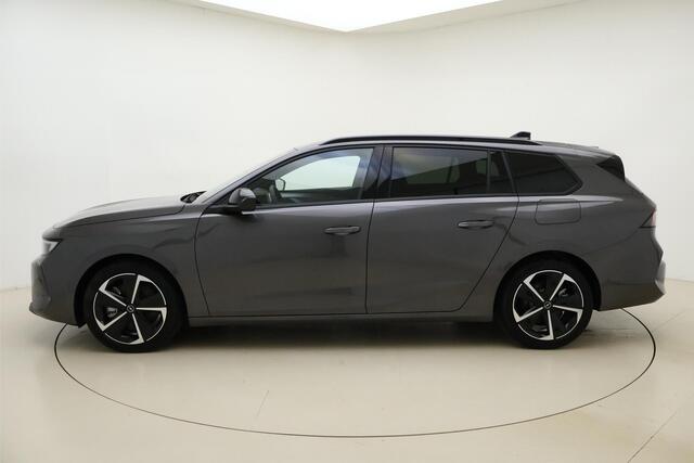 Opel ASTRA Sports Tourer 1.6 Turbo Plug In Hybrid Business Edition | Navigatie | Afneembare trekhaak | 7,4 KW lader | AGR-stoel | 17'' lichtmetalen velgen | Stoelverwarming | 1400 KG trekgewicht