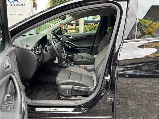 Opel ASTRA 1.2 Launch Elegance