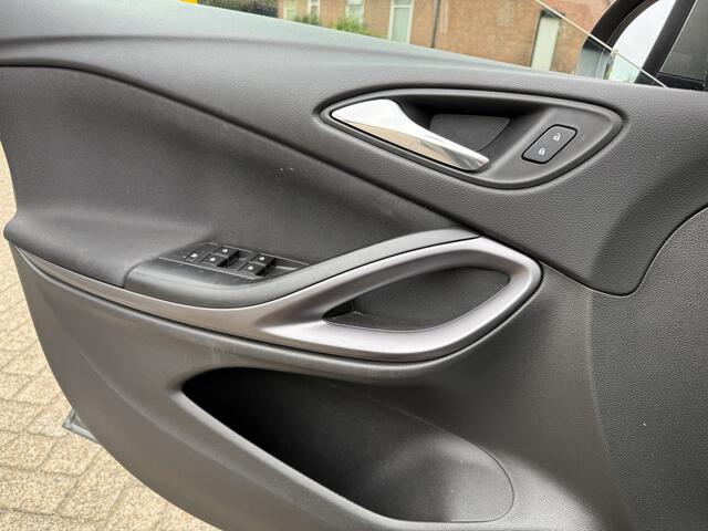 Opel ASTRA 1.6 CDTI Edition NAVI