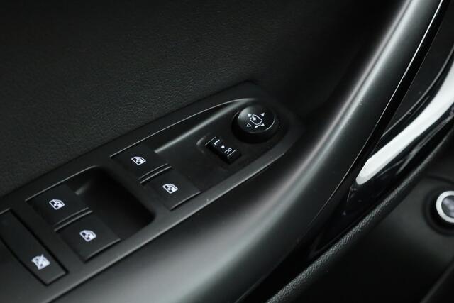 Opel ASTRA Sports Tourer 1.4 Innovation | Navi | Trekhaak | Elek. Achterklep | Camera | Apple CarPlay | Keyless