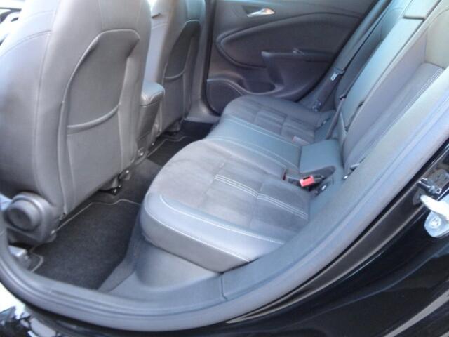 Opel ASTRA 1.4 Turbo 145 PK Automaat ,Navi ,Stoelverwarming ,Parkeerhulp ,Alcantara bekleding