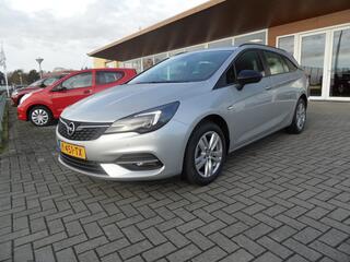opel-astra-sports-tourer-1.2-editio