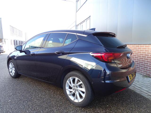 Opel ASTRA 1.4 Innovation DODEHOEK DETECTIE | NAVIAGTIE | ACHTERUIT RIJ CAMREA | PARKEER SENSOREN | KEYLESS GO/ENTRY | APPLE CARPLAY / ANDROID | CRUISE CONTROL | AIRCO\ECC | LED| BI-XENON KOPLAMPEN |