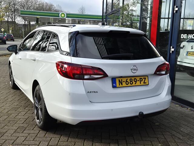 Opel ASTRA Sports Tourer 1.2 Design & Tech | Navigatie | Trekhaak | Climate Control | Cruise Control | Licht metalen velgen
