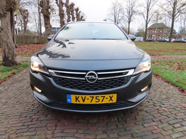 Opel ASTRA Sports Tourer 1.0 Business+ Achteruitrijcamera Carplay Navigatie Trekhaak Pdc Climatecontrol Cruisecontrol