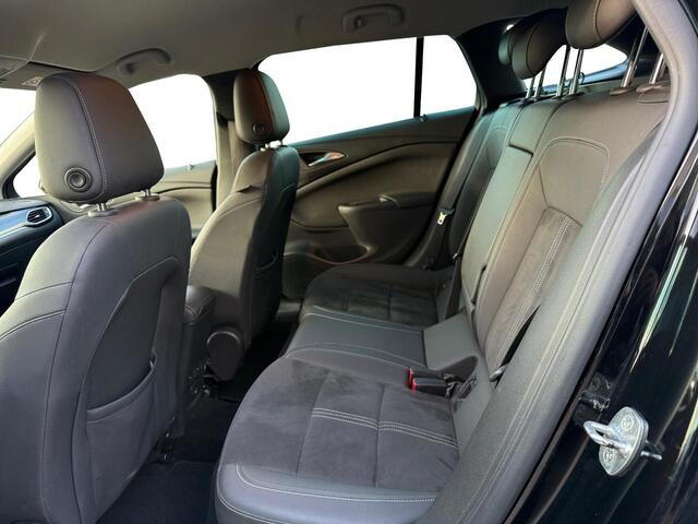 Opel ASTRA Sports Tourer 1.4 Turbo Innovation | AUT | NAVI | STOEL/STUUR VERWARMING | TREKHAAK | ZEER LUXE | 1 JAAR GARANTIE