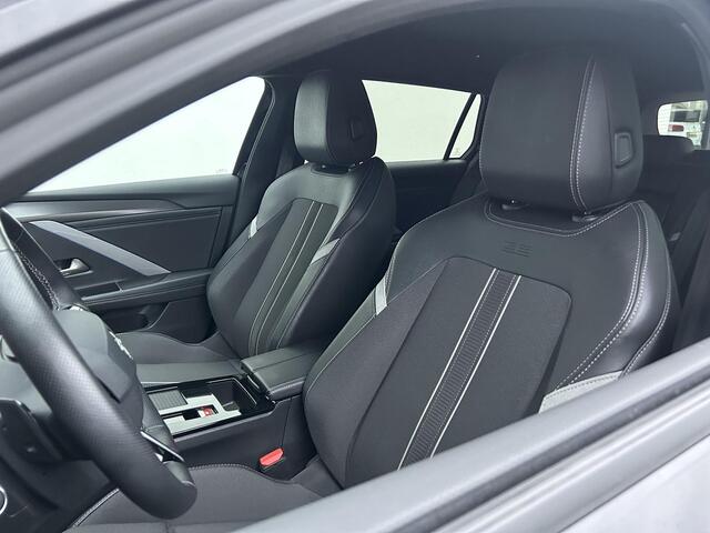 Opel ASTRA Sports Tourer 1.2 Turbo GS | Sportstoelen | Trekhaak | All season | Prijs is rijklaar