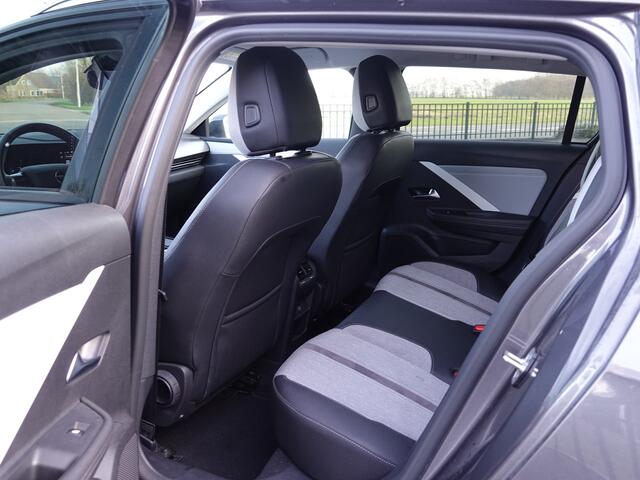 Opel ASTRA Sports Tourer 1.6 Hybrid Business Elegance TREKH. | ACC | ECC | NAVI | CAMERA + PDC