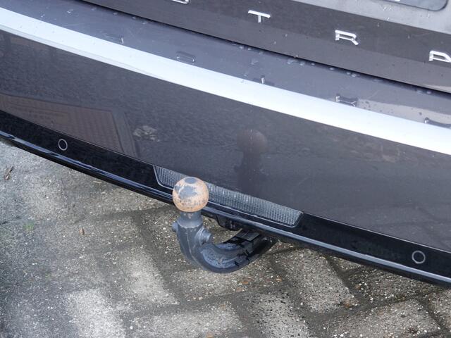 Opel ASTRA Sports Tourer 1.6 Hybrid Business Elegance TREKH. | ACC | ECC | NAVI | CAMERA + PDC