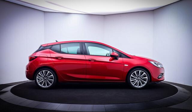 Opel ASTRA 1.2T 130Pk Launch Elegance MATRIX LED | MEMORY | BOSE | CAMERA | STOELKOELING+VERW | MASSAGE | AFN TREKHAAK | LEDER | STUURVERW. | CARPLAY | DAB | BLINDSPOT | LMV 18''