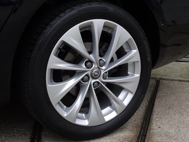 Opel ASTRA Sports Tourer 1.4 Turbo Innovation