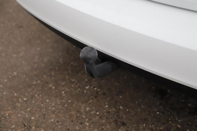 Opel ASTRA Sports Tourer 1.0 Turbo Business Executive 105PK Trekhaak 16 inch LMV Navigatie Carplay Android Bluetooth Airco Cruise Control Rijstrooksensor Parkeersensor