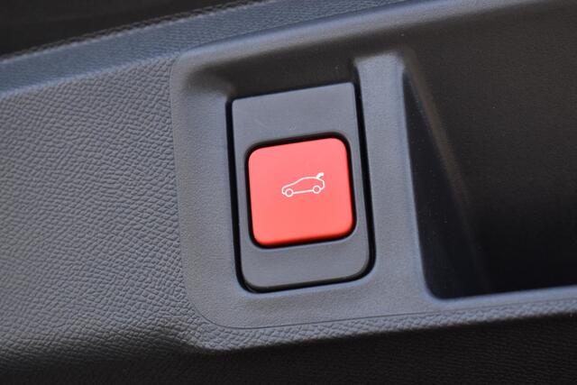 Opel ASTRA Sports Tourer 1.2 Turbo Hybrid Ultimate | Schuif-kantel dak / Stoel-stuur verw. / Head up Display