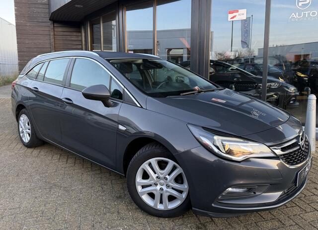 Opel ASTRA Sports Tourer 1.0 Business+ | Nette Staat! | NL AUTO | Trekhaak | Onderhoudshistorie | 2 Sleutels | Parkeersensoren | Climate Control | Cruise Control |