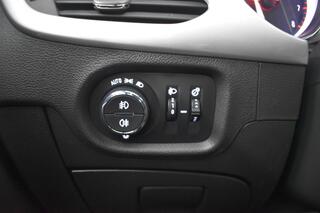 opel-astra-sportstourer-1.2-turbo-1