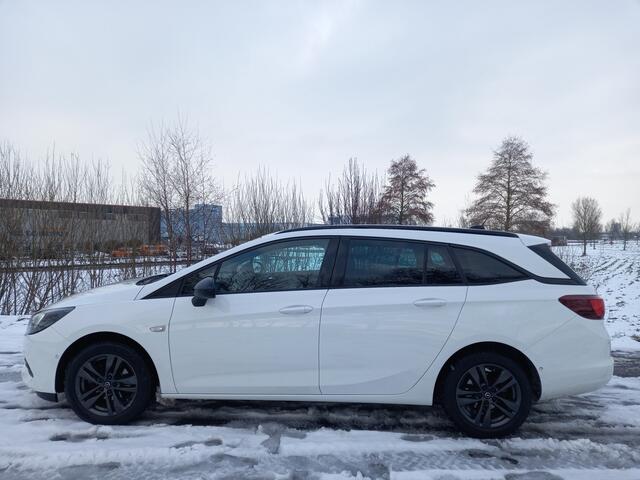 Opel ASTRA Sports Tourer 1.2 Design & Tech