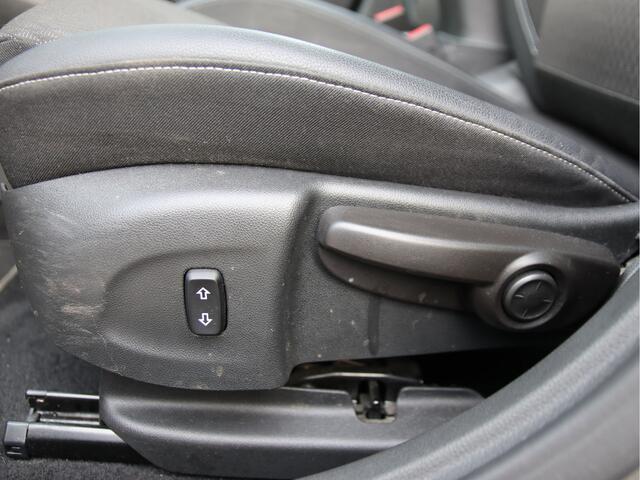 Opel ASTRA Sports Tourer 1.0 Turbo Business Executive Stoel/Stuur vw, BLIS, Keyless, Carplay Prijspakker!