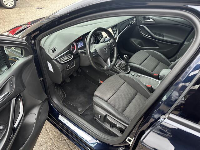 Opel ASTRA 1.0 Turbo Business Executive | Cruise | Clima | Stoelen / stuur verwarmd