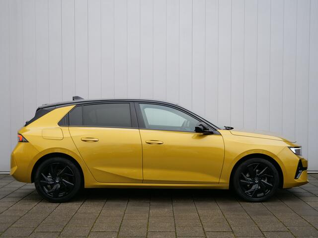 Opel ASTRA 1.2 Turbo 130 Pk Ultimate Camera's / DAB / Apple Carplay / Keyless