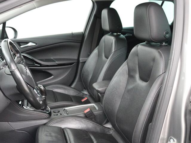 Opel ASTRA 1.4 Turbo Innovation | 150pk | Leder | Stoelverwarming | Camera | Trekhaak | Carplay | Achterbankverwarming | Keyless | Dodehoek detectie | Climate control | Cruise control