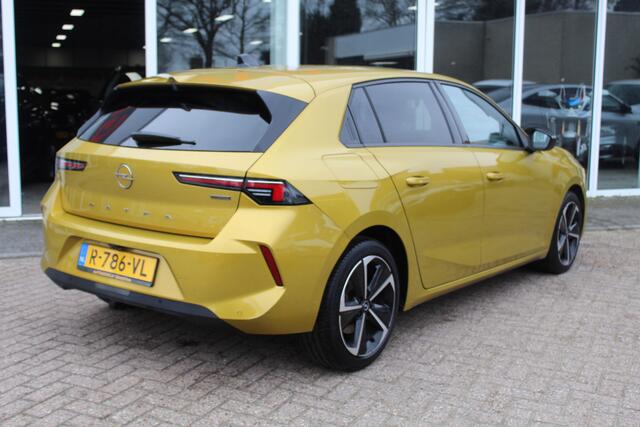 Opel ASTRA 1.6 Hybrid Business Edition